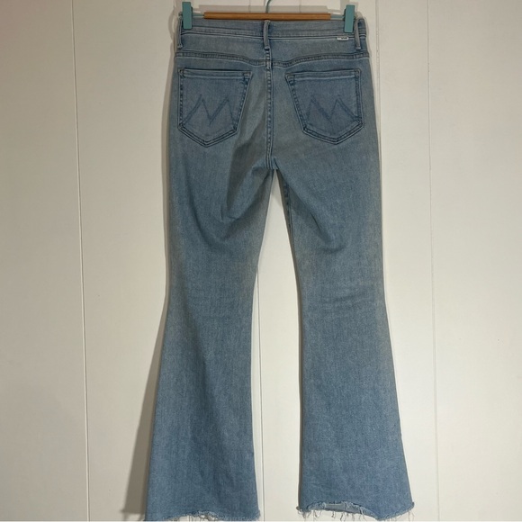 Mother The Weekender Fray Jeans 26 Light Wash Swimming Pool Sunday Raw Hem Flare - Picture 6 of 16